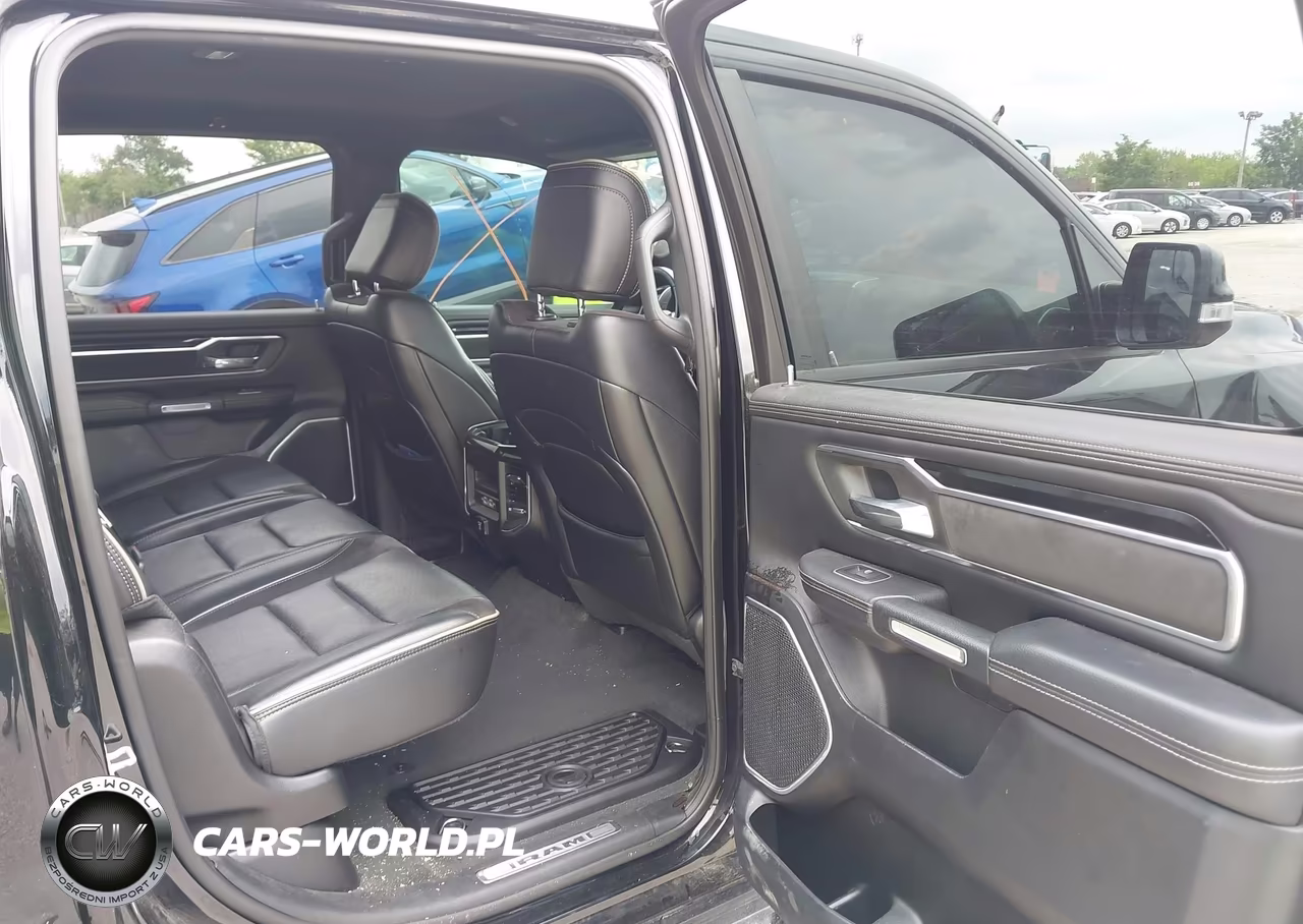 2021 Ram 1500 Laramie 4X4 5'7 Box VIN:1C6SRFJTXMN666180 - 8