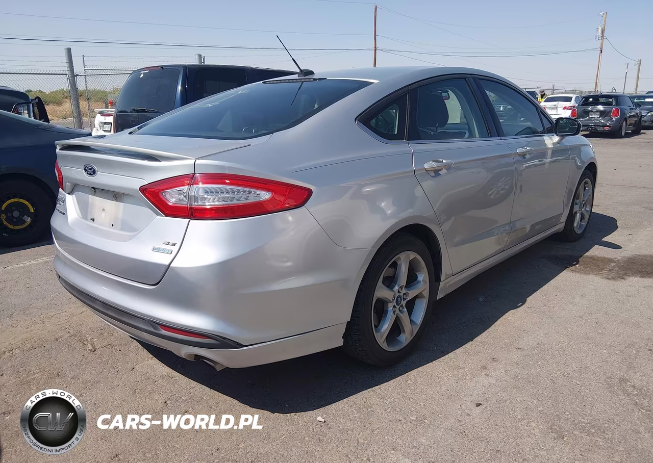 2013 Ford Fusion Se VIN:3FA6P0HR1DR113024 - 4