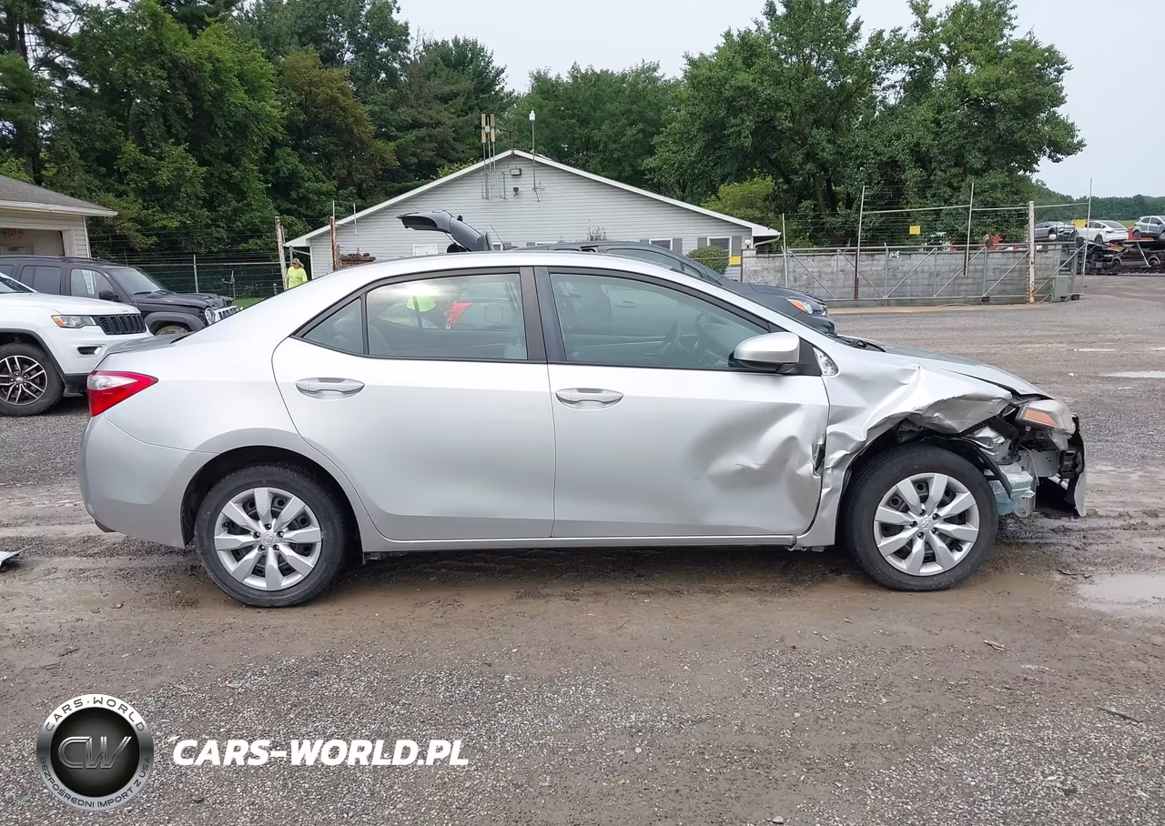2016 Toyota Corolla Le VIN:2T1BURHE4GC722671 - 14