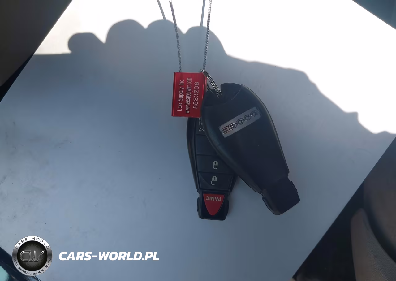 2011 Dodge Grand Caravan Crew VIN:2D4RN5DG8BR680450 - 11
