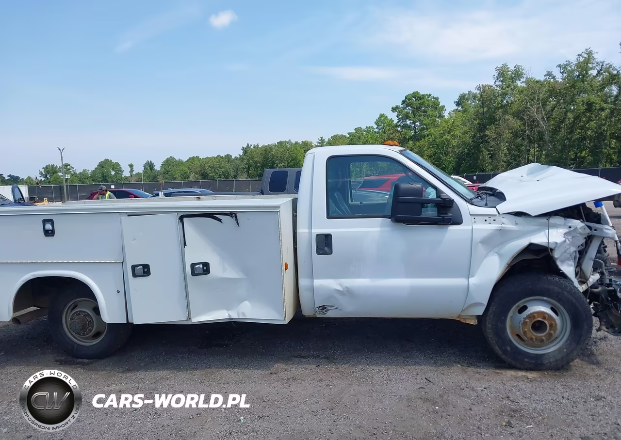 2016 Ford F-350 Chassis Xl VIN:1FDRF3G66GED03570 - 13