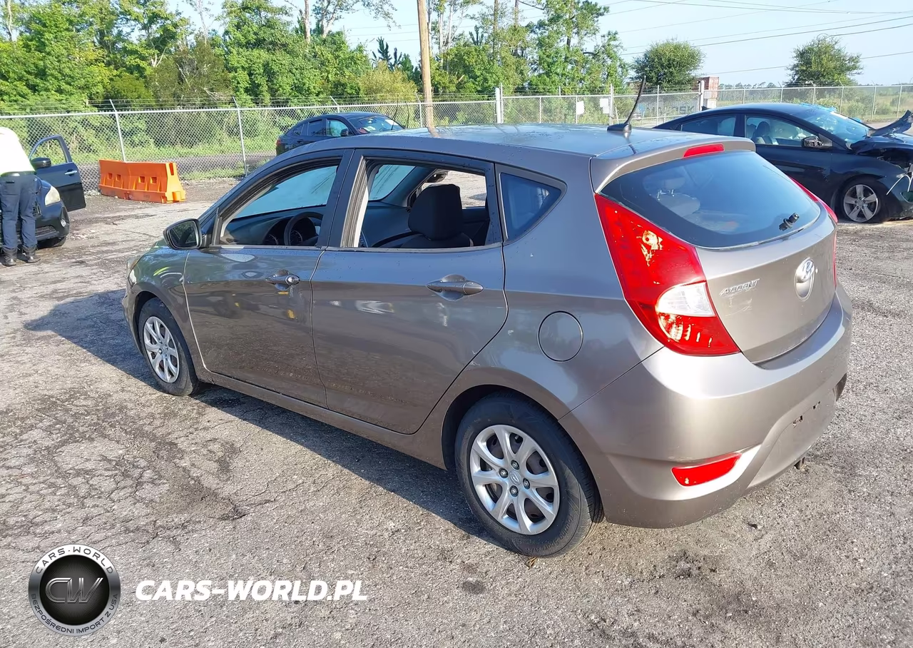 2012 Hyundai Accent Gs VIN:KMHCT5AE5CU015694 - 3