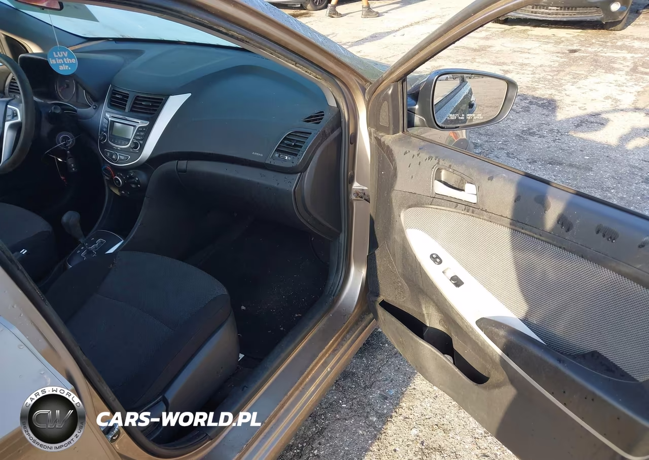 2012 Hyundai Accent Gs VIN:KMHCT5AE5CU015694 - 5