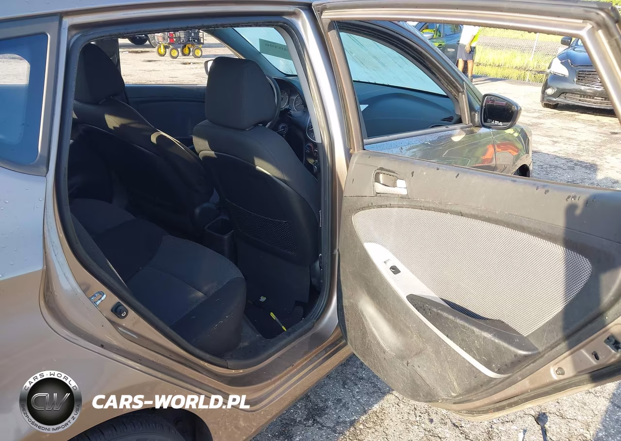 2012 Hyundai Accent Gs VIN:KMHCT5AE5CU015694 - 8