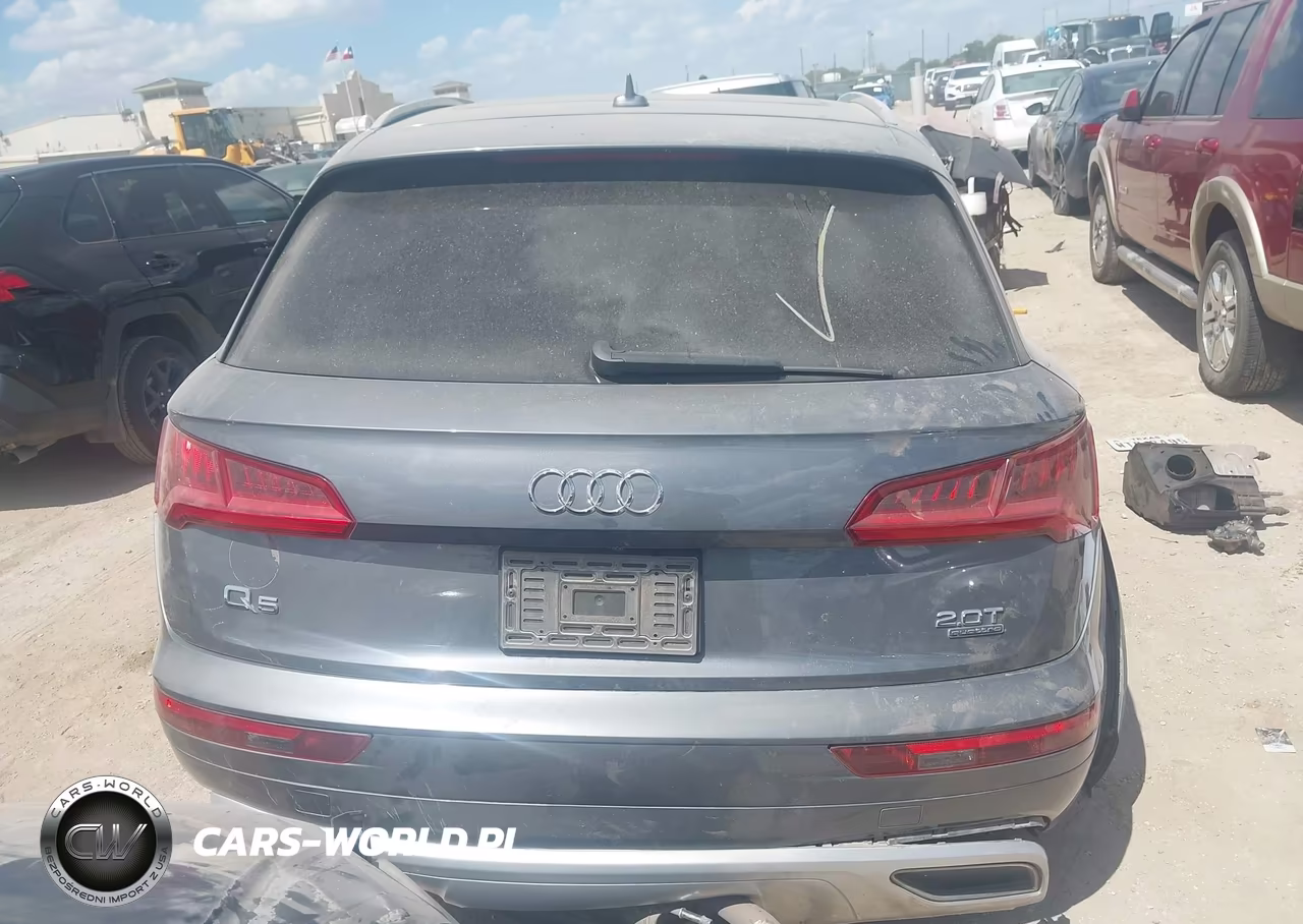 2018 Audi Q5 2.0T Premium-2.0T Tech Premium VIN:WA1ANAFY2J2139359 - 16