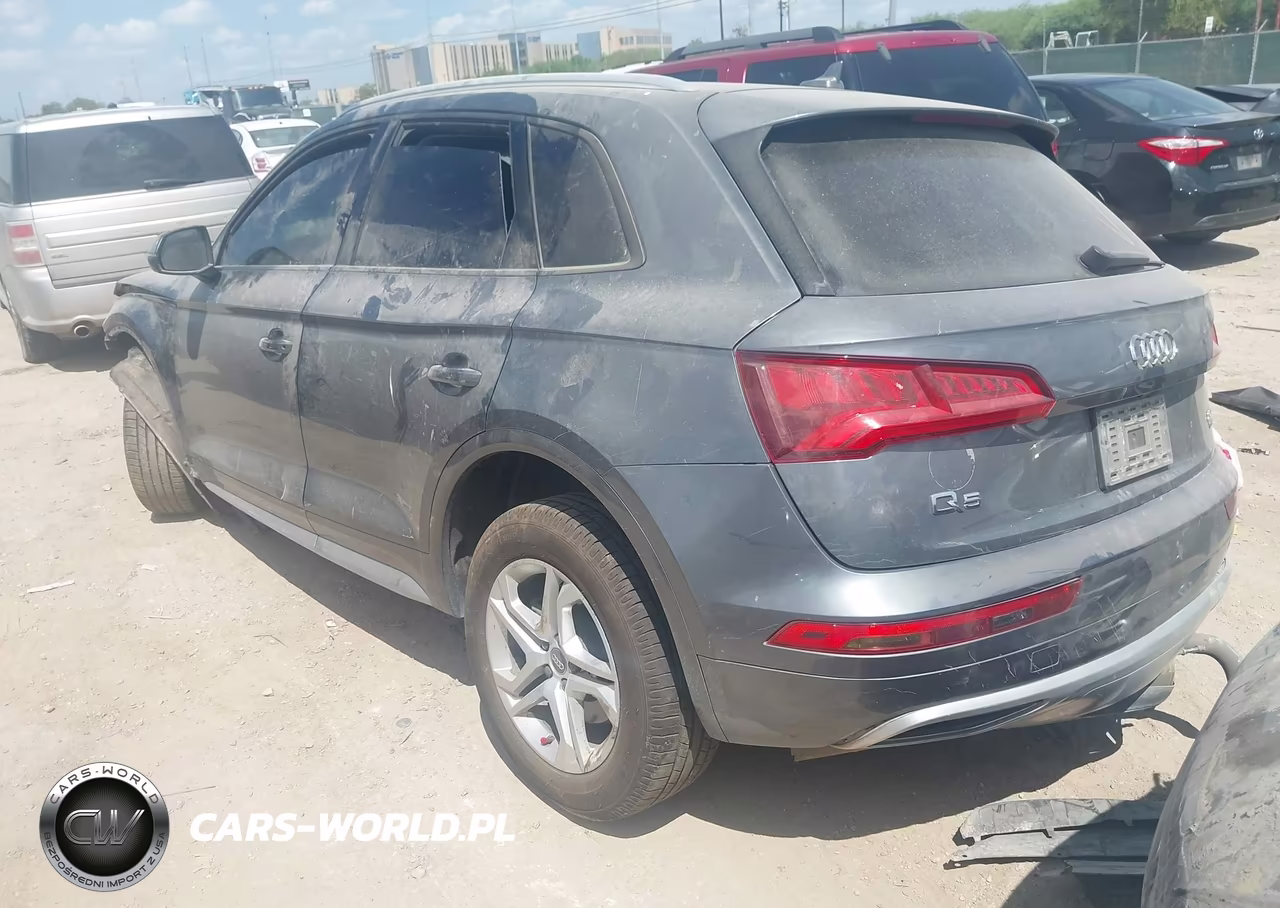 2018 Audi Q5 2.0T Premium-2.0T Tech Premium VIN:WA1ANAFY2J2139359 - 3