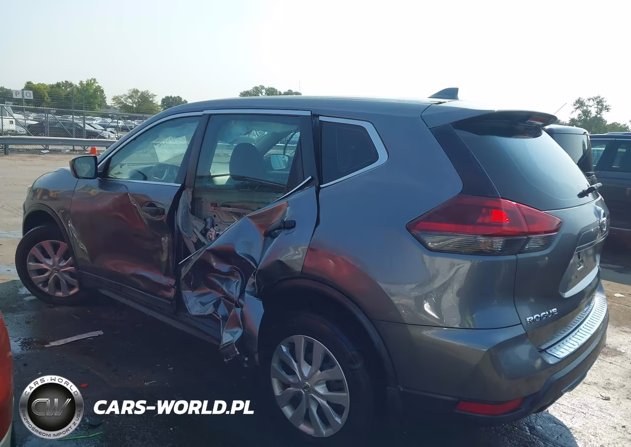2019 Nissan Rogue S VIN:5N1AT2MV1KC748122 - 14