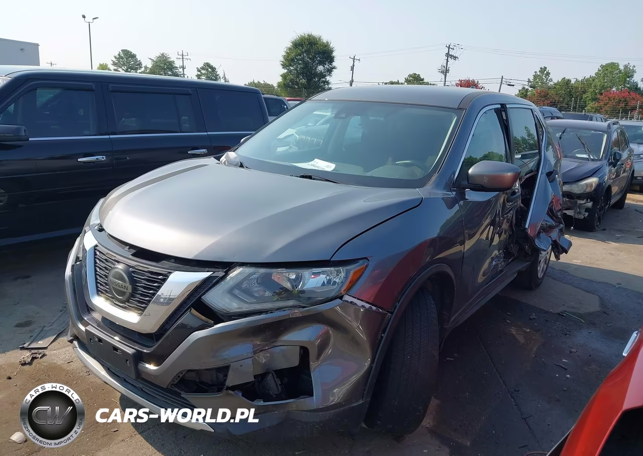 2019 Nissan Rogue S VIN:5N1AT2MV1KC748122 - 2
