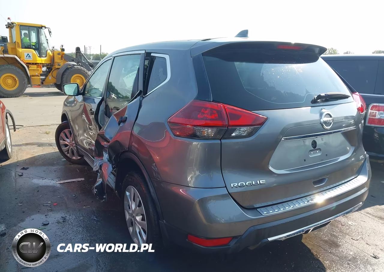 2019 Nissan Rogue S VIN:5N1AT2MV1KC748122 - 3