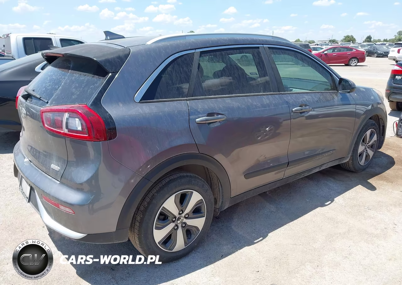 2017 Kia Niro Lx VIN:KNDCB3LC4H5047271 - 4