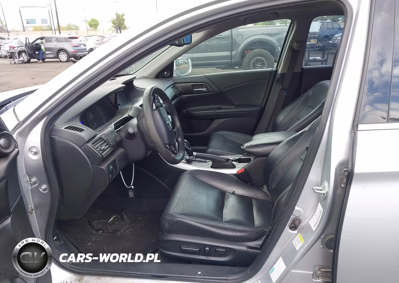 2015 Honda Accord Hybrid Ex-L VIN:1HGCR6F51FA010971 - 5