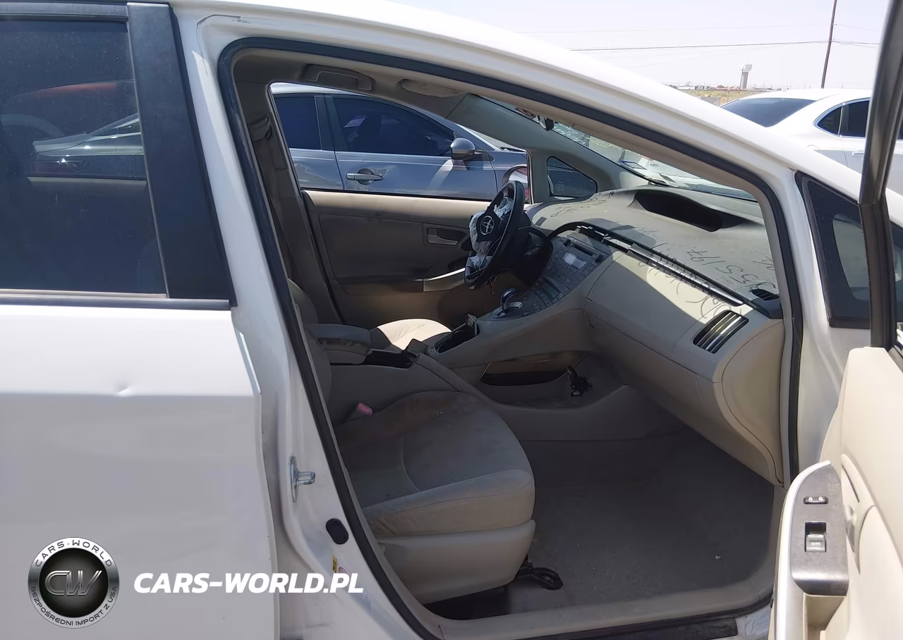 2011 Toyota Prius Three VIN:JTDKN3DU3B1432572 - 5