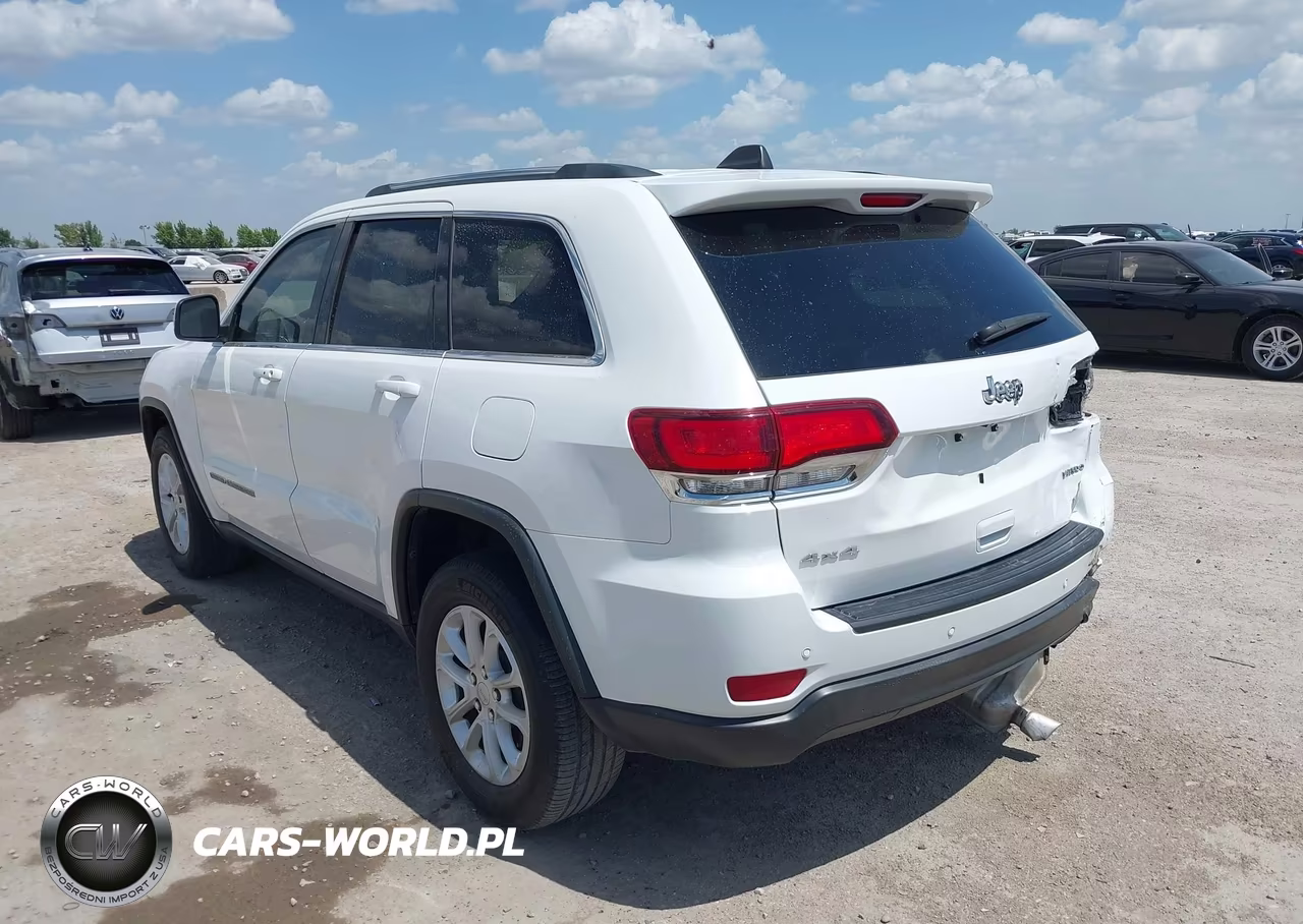 2021 Jeep Grand Cherokee Laredo E 4X4 VIN:1C4RJFAG1MC731723 - 3