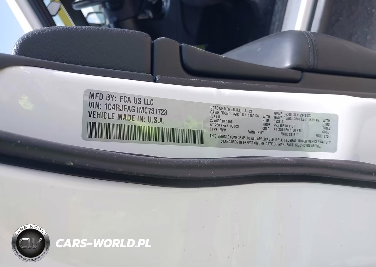 2021 Jeep Grand Cherokee Laredo E 4X4 VIN:1C4RJFAG1MC731723 - 9