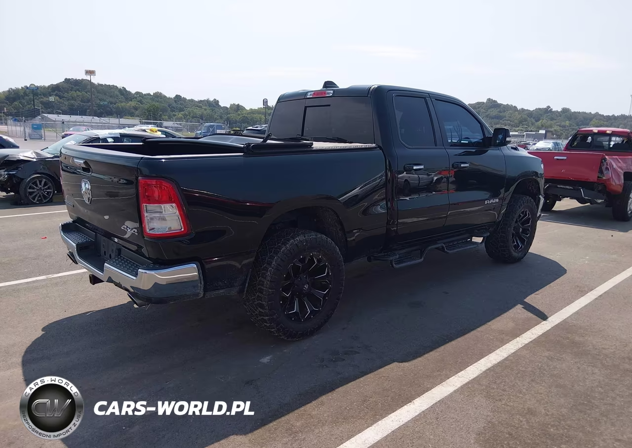 2020 Ram 1500 Big Horn 4X4 6'4 Box VIN:1C6SRFBT4LN258299 - 4