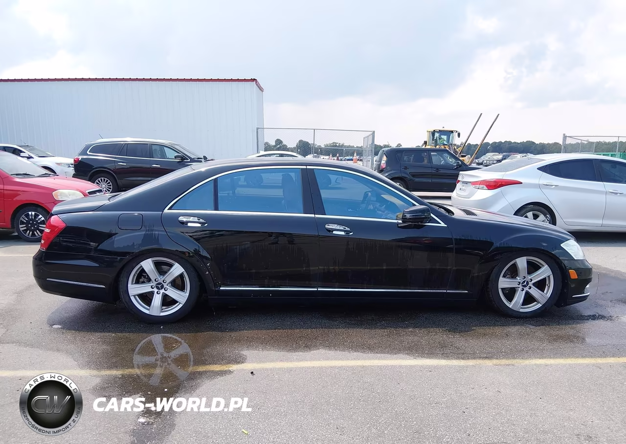 2010 Mercedes-Benz S 550 4Matic VIN:WDDNG8GB6AA351195 - 13