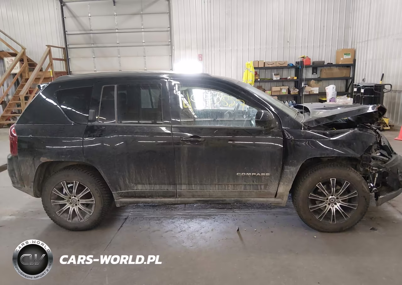 2014 Jeep Compass Latitude VIN:1C4NJDEB0ED766041 - 13