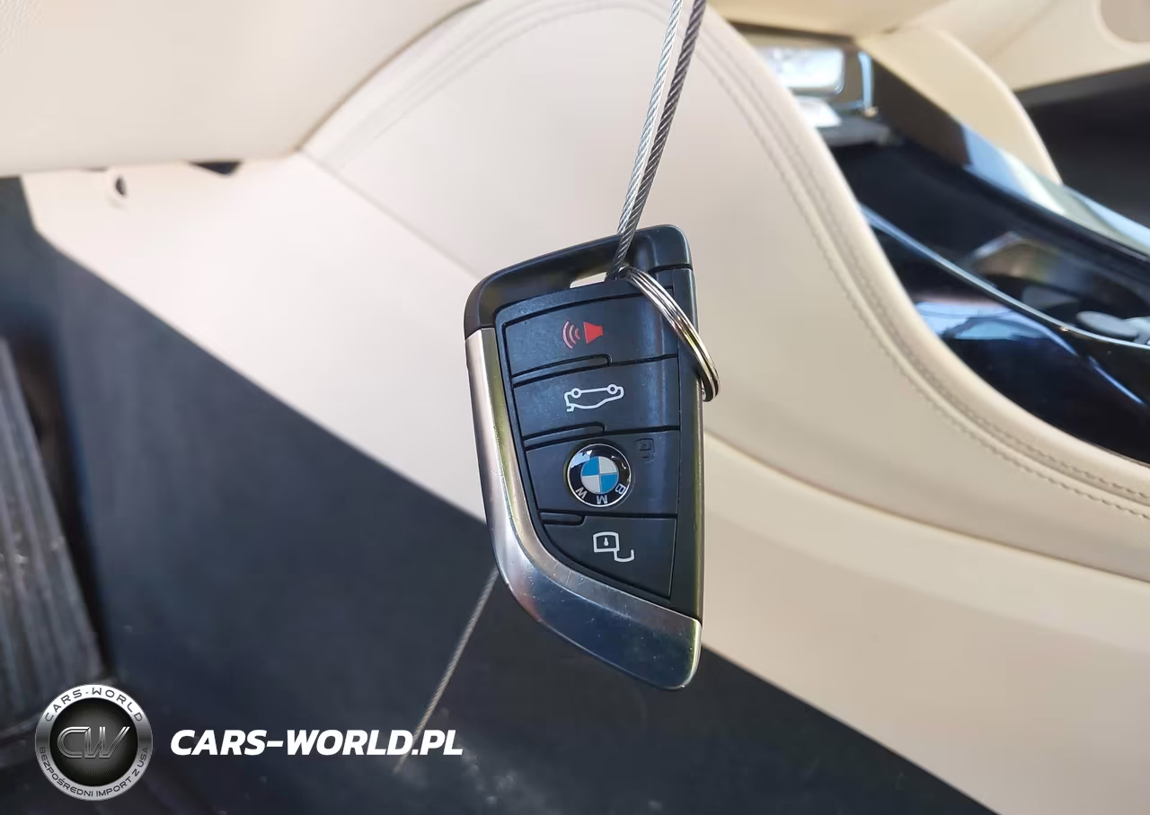 2022 BMW X4 xDrive30I VIN:5UX33DT07N9L91270 - 11