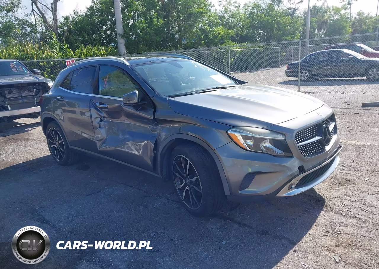 2016 Mercedes-Benz Gla 250 VIN:WDCTG4EB0GJ219727 - 1