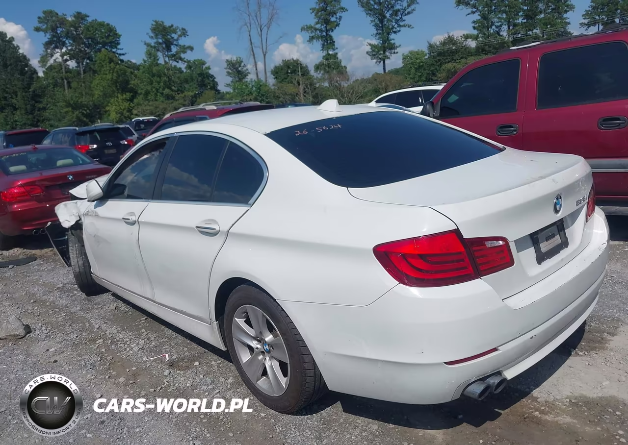 2013 BMW 528I VIN:WBAXG5C50DDY35400 - 3