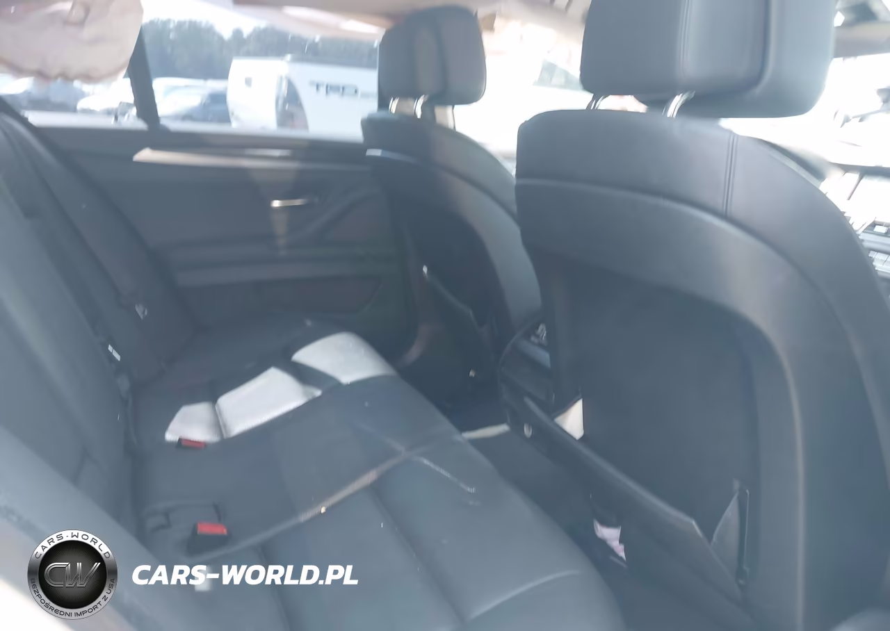 2013 BMW 528I VIN:WBAXG5C50DDY35400 - 8
