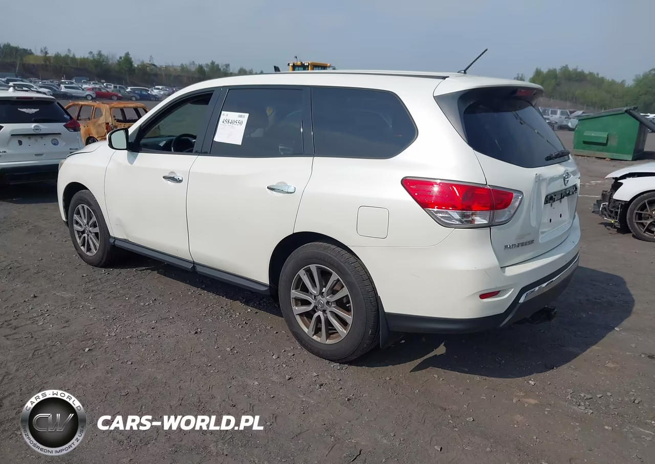 2015 Nissan Pathfinder S VIN:5N1AR2MMXFC619257 - 3
