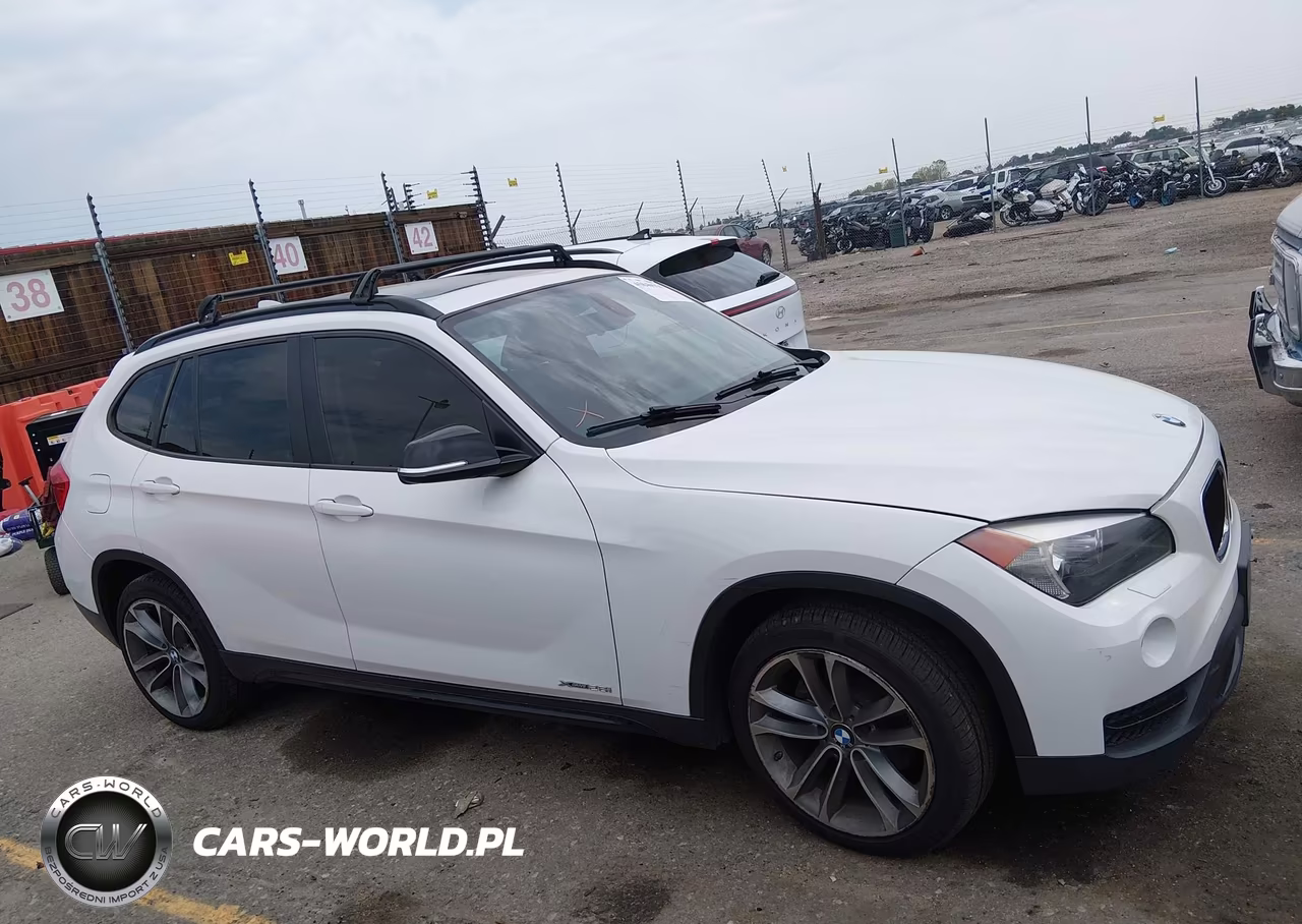 2013 BMW X1 xDrive28I VIN:WBAVL1C58DVR91979 - 14