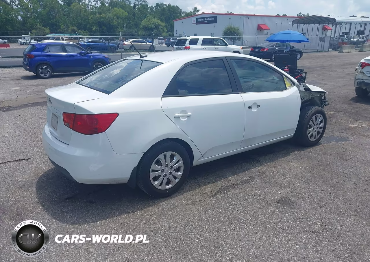 2011 Kia Forte Lx VIN:KNAFT4A23B5434487 - 4
