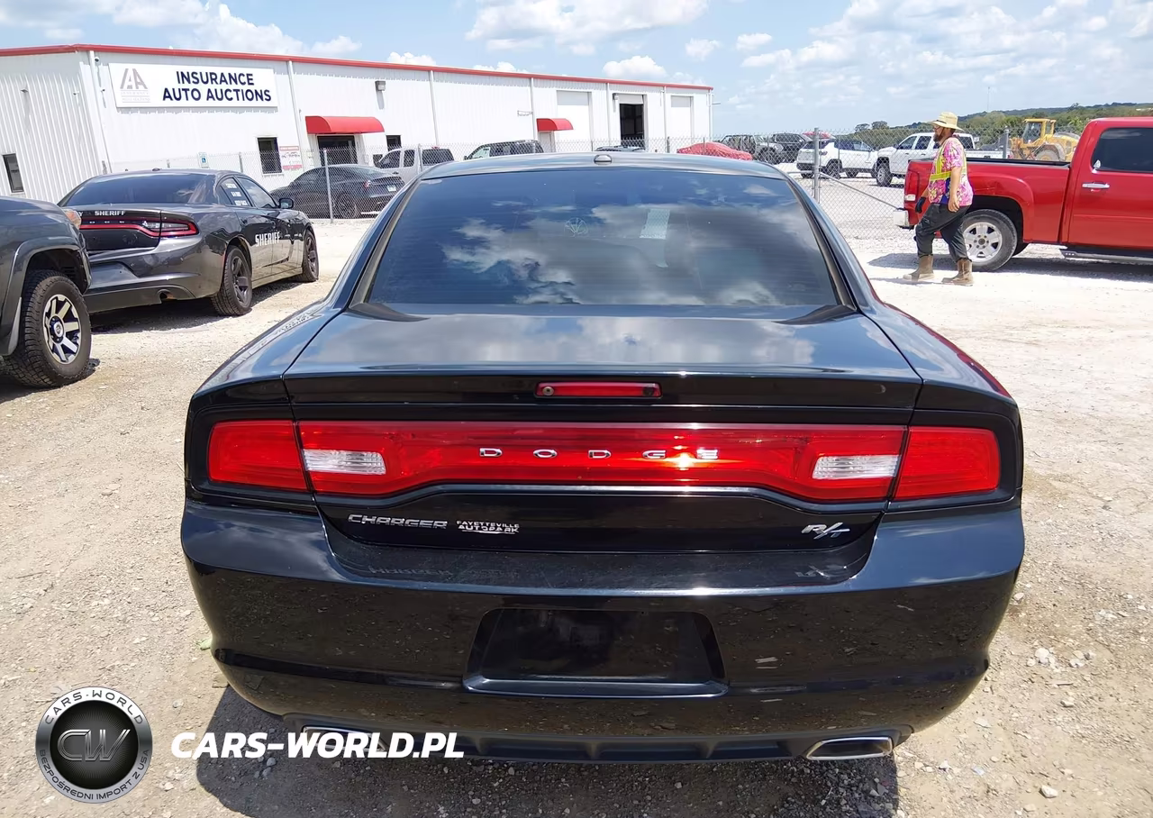 2014 Dodge Charger R-T Plus VIN:2C3CDXCTXEH368581 - 16