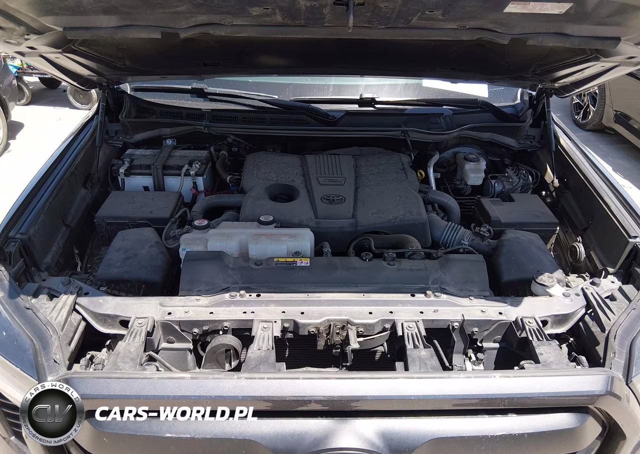 2025 Toyota Tundra Sr5 VIN:5TFLA5AB4SX041815 - 10