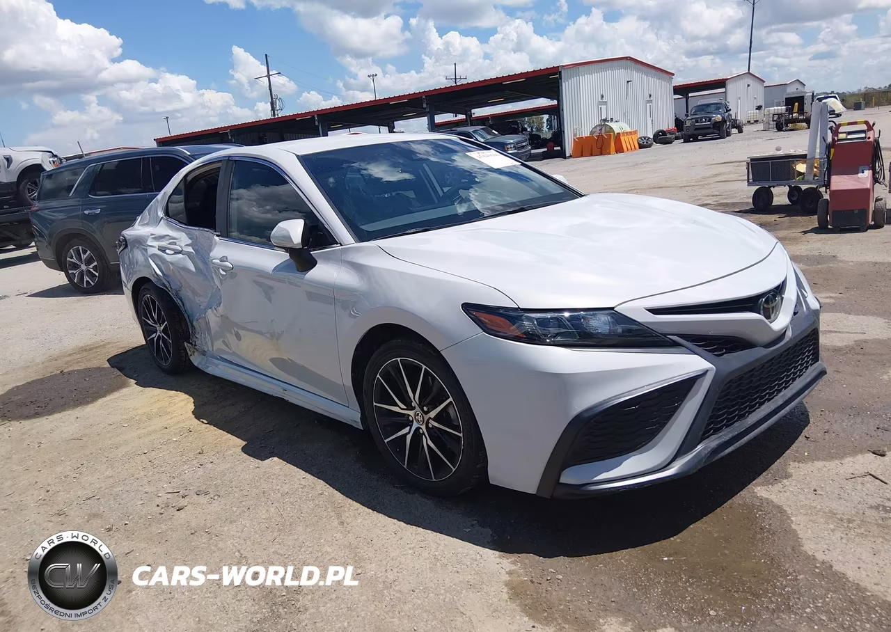 2022 Toyota Camry Se – zdjęcie 1 z 16