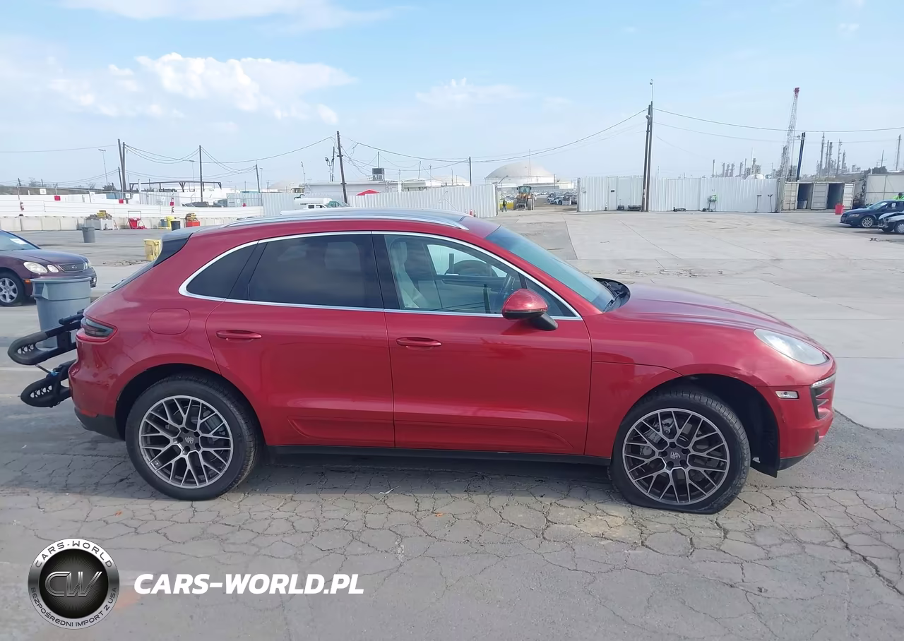 2016 Porsche Macan S VIN:WP1AB2A52GLB43981 - 13