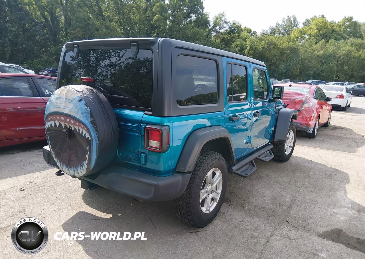 2020 Jeep Wrangler Unlimited Sport S 4X4 VIN:1C4HJXDG2LW174475 - 4