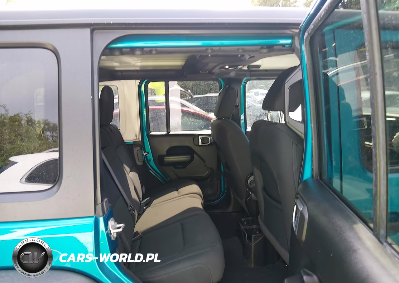 2020 Jeep Wrangler Unlimited Sport S 4X4 VIN:1C4HJXDG2LW174475 - 8