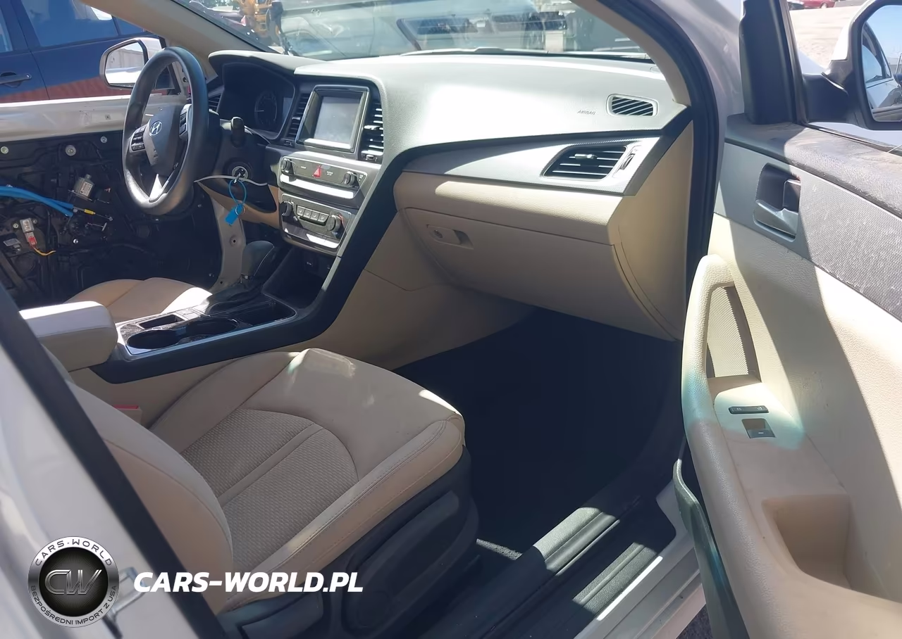 2019 Hyundai Sonata Se VIN:5NPE24AF5KH756665 - 5