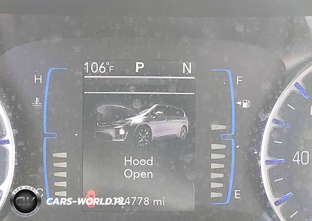 2017 Chrysler Pacifica Touring Plus VIN:2C4RC1BG0HR795969 - 14