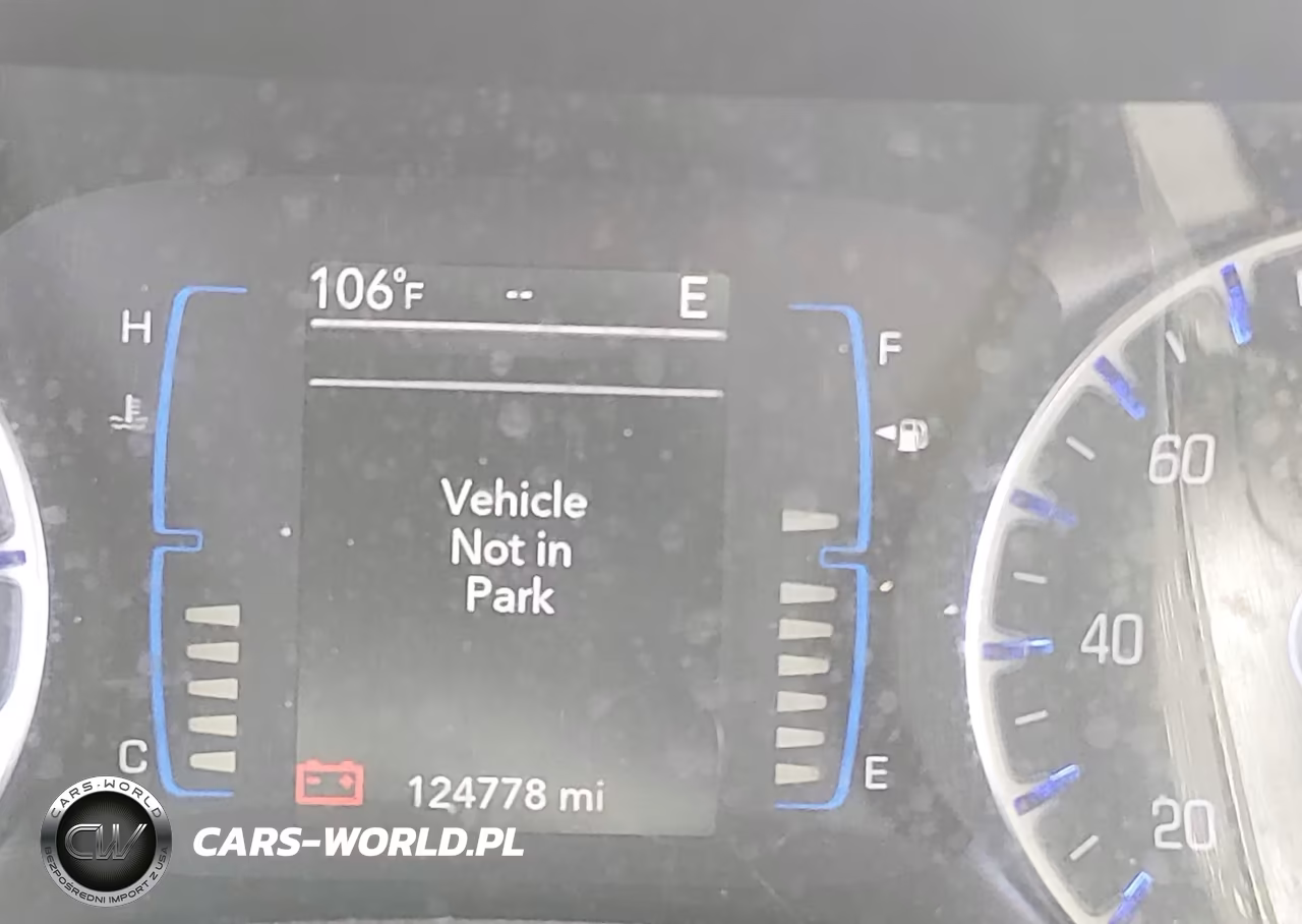 2017 Chrysler Pacifica Touring Plus VIN:2C4RC1BG0HR795969 - 18