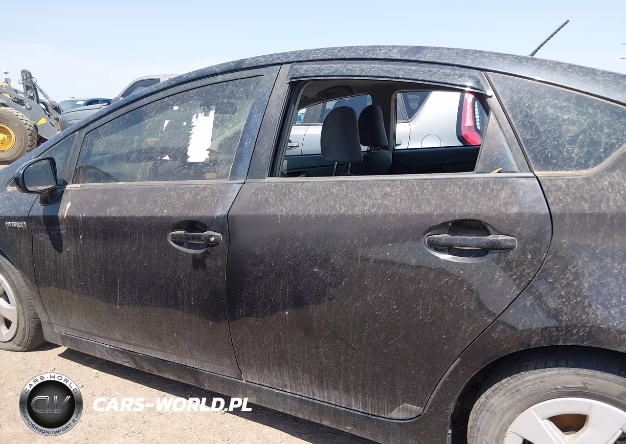 2011 Toyota Prius Two VIN:JTDKN3DUXB5331425 - 14