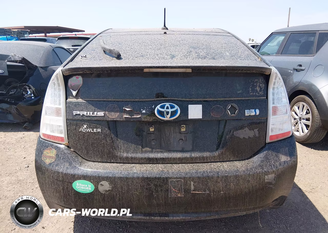 2011 Toyota Prius Two VIN:JTDKN3DUXB5331425 - 16