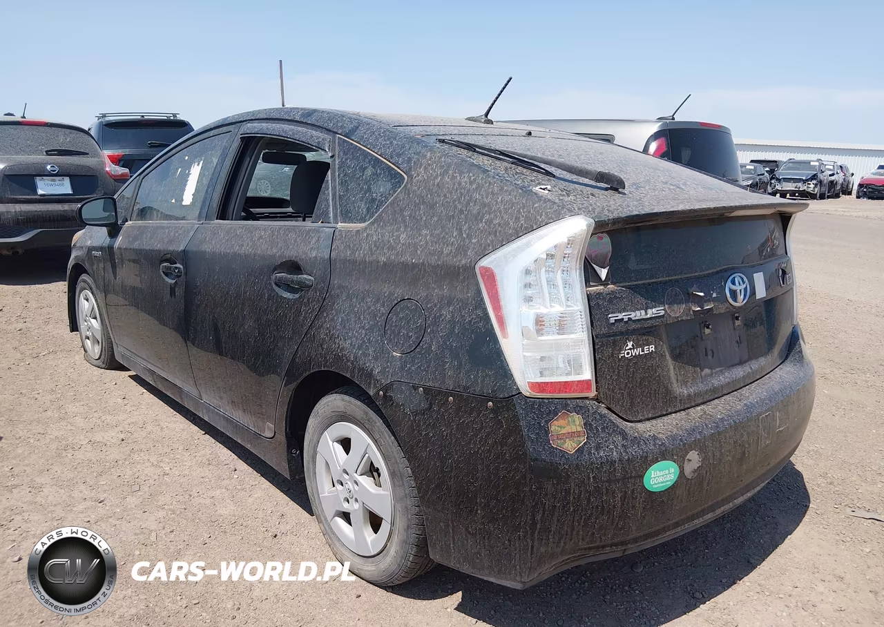 2011 Toyota Prius Two VIN:JTDKN3DUXB5331425 - 3