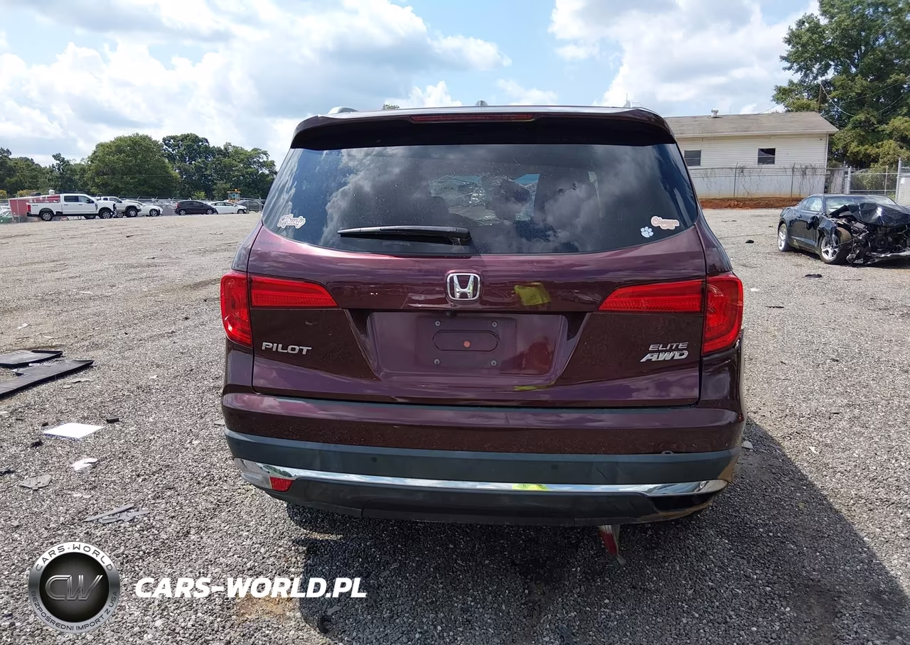 2017 Honda Pilot Elite VIN:5FNYF6H00HB086853 - 17