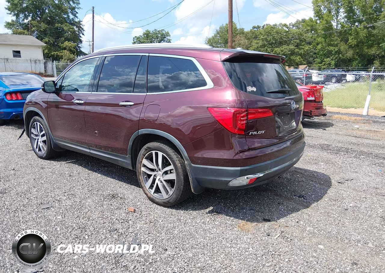 2017 Honda Pilot Elite VIN:5FNYF6H00HB086853 - 3