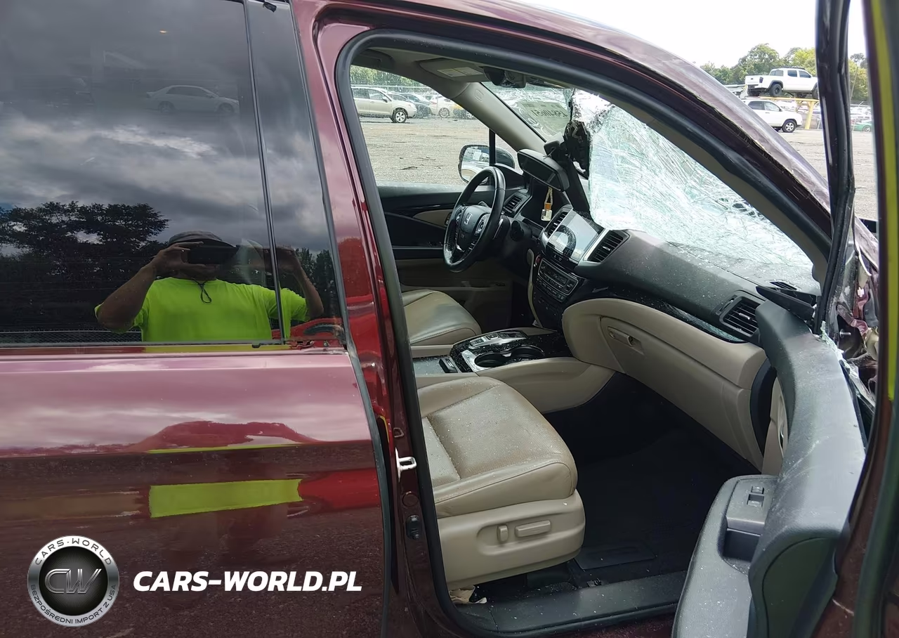 2017 Honda Pilot Elite VIN:5FNYF6H00HB086853 - 5