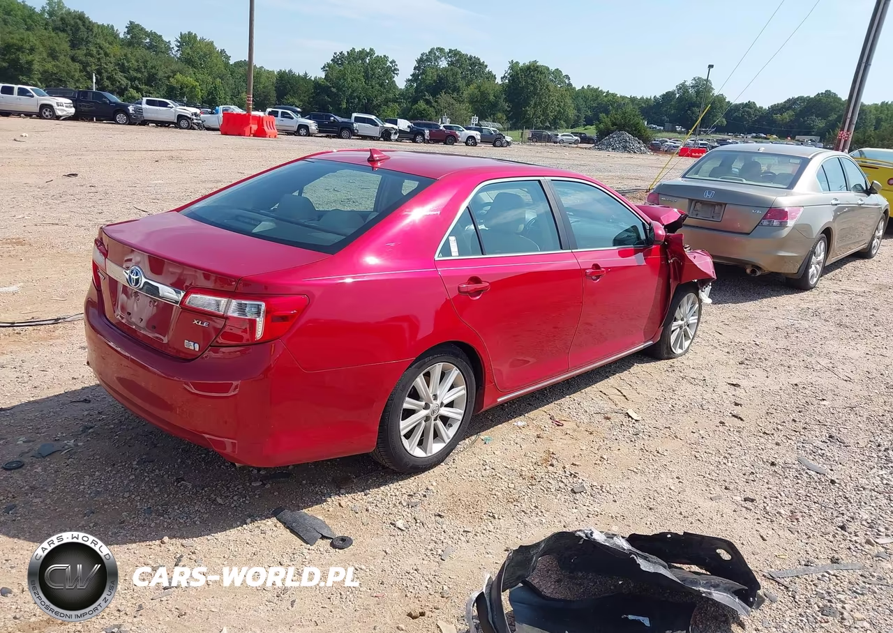 2014 Toyota Camry Hybrid Xle VIN:4T1BD1FK1EU131722 - 4