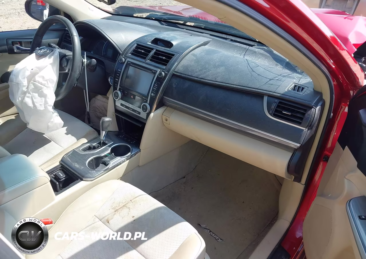 2014 Toyota Camry Hybrid Xle VIN:4T1BD1FK1EU131722 - 5