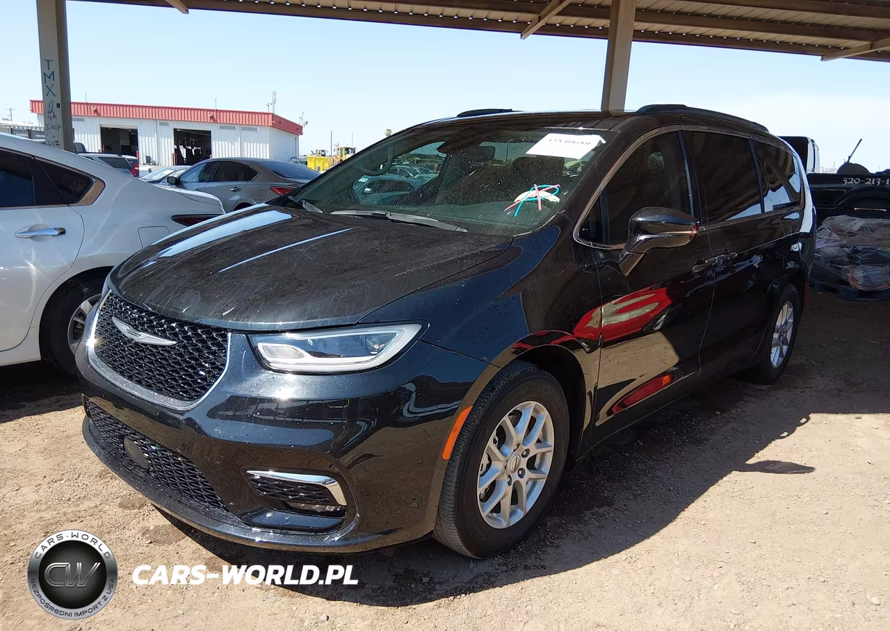 2022 Chrysler Pacifica Touring L VIN:2C4RC1BG0NR146376 - 2