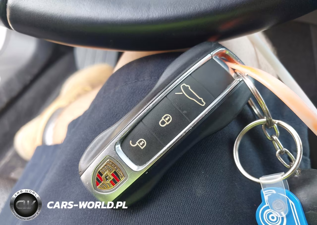 2018 Porsche Panamera 4S VIN:WP0AB2A70JL134495 - 11