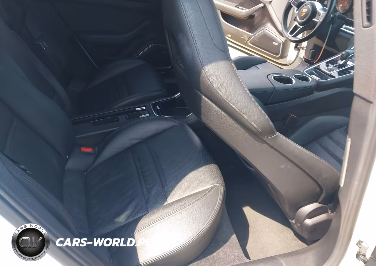 2018 Porsche Panamera 4S VIN:WP0AB2A70JL134495 - 8