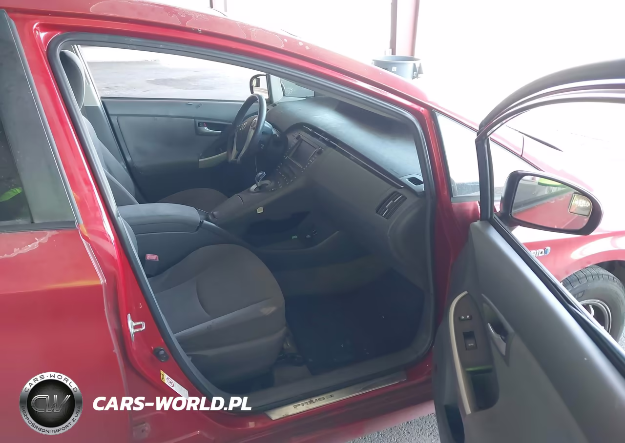 2011 Toyota Prius Three VIN:JTDKN3DU9B0310675 - 5