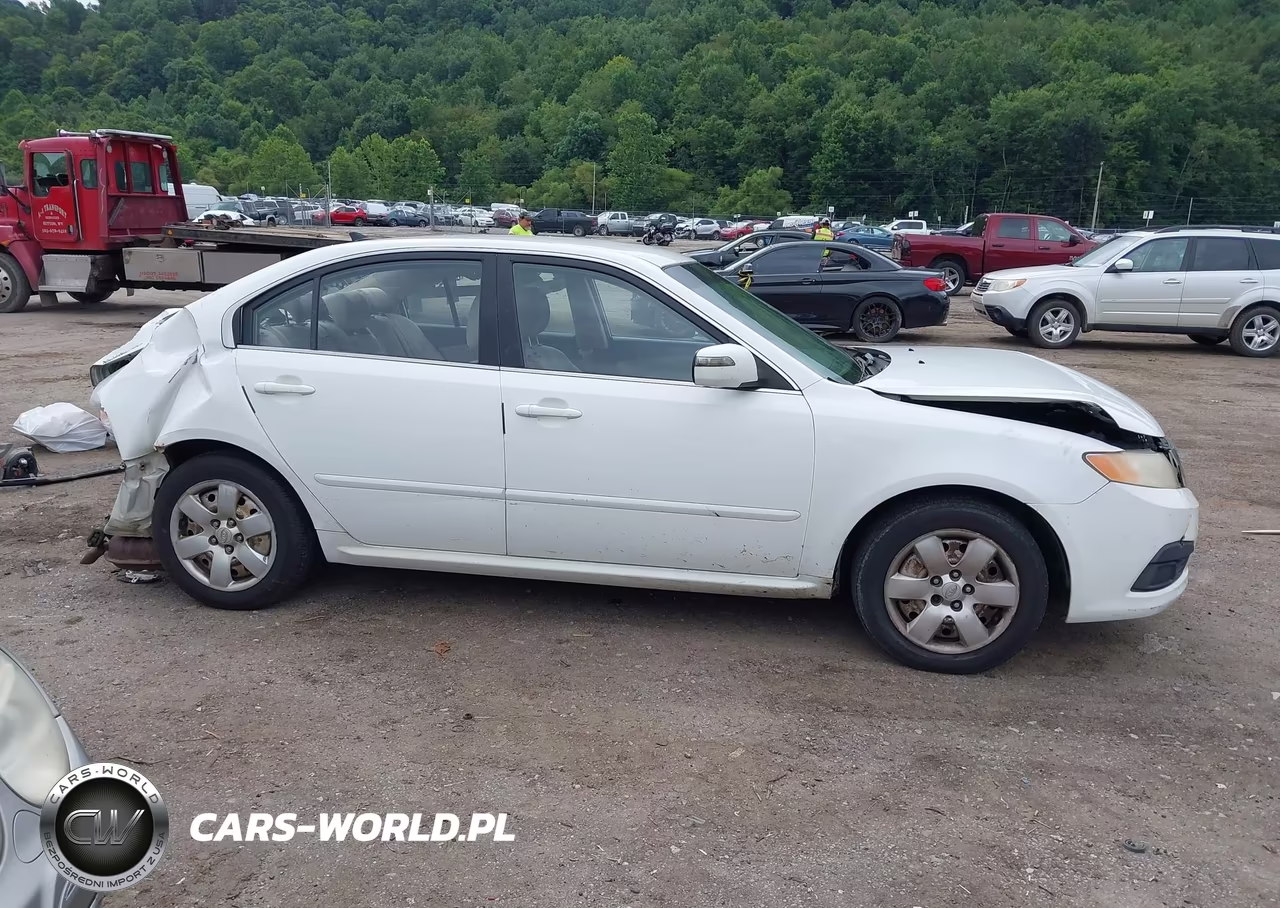 2009 Kia Optima Lx VIN:KNAGE228695310813 - 14